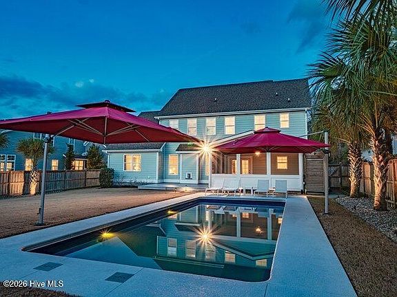 3rd image of 944 Baldwin Park Drive