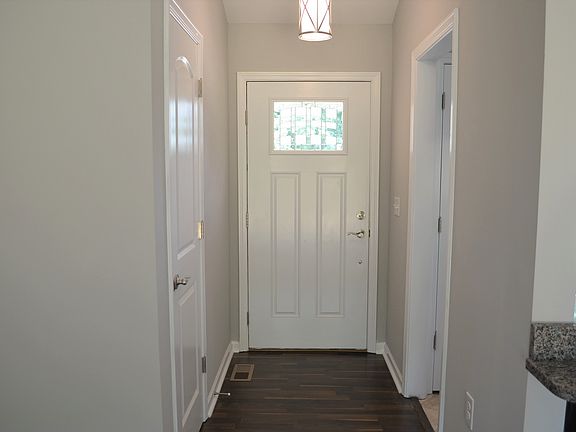 Foyer Entrance way