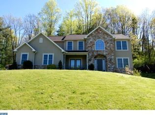 395 Angora Rd, Reading, PA 19606