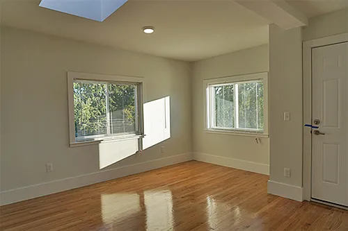 2 Osgood St Photo 1