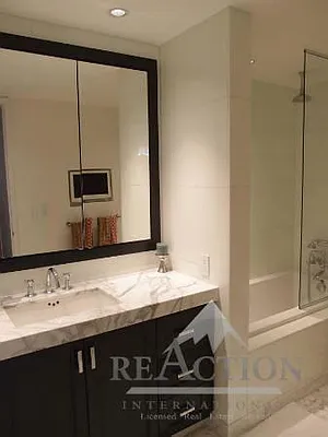 Sold by Reaction | media 19