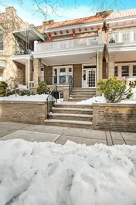 Rented by Compass | media 11