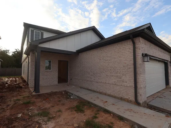 5934 Texas Sun Dr, Fulshear, TX 77441