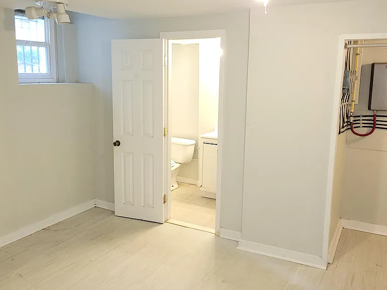 6209B York Rd #BASEMENT — Photo 16