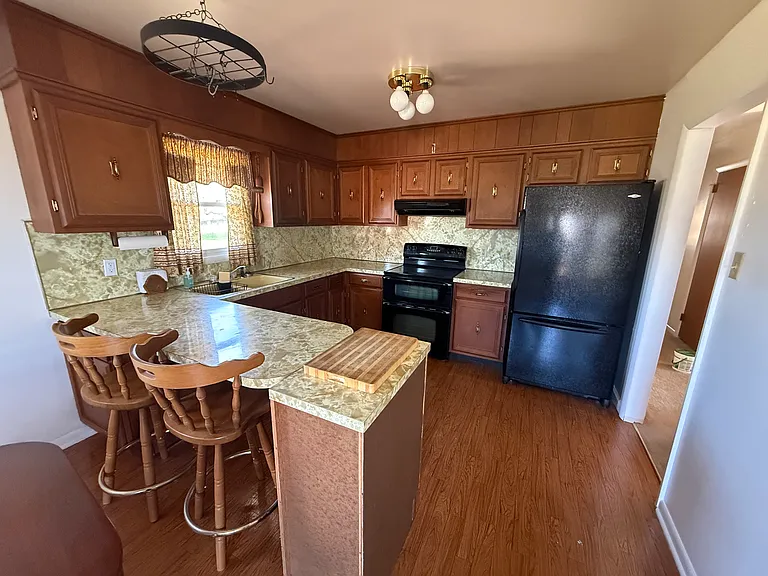 39 Timothy Dr — Photo 2