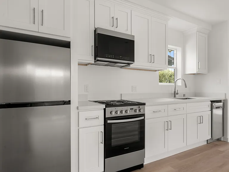 616 N. Alta Vista — Photo 10