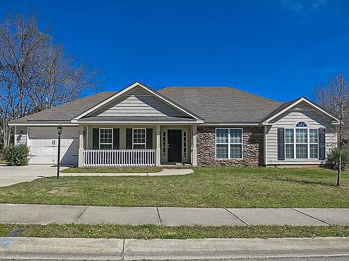 1st image of 3102 Alexandria Dr