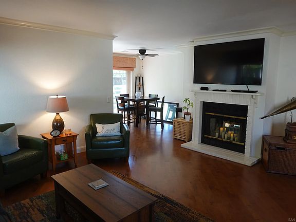 5th image of 10934 Glencreek Cir