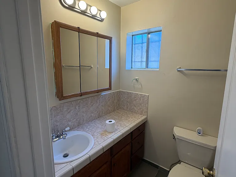 1300 E 108th St #1302 — Photo 16