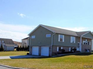 156 Honeysuckle Ln, Windber, PA 15963
