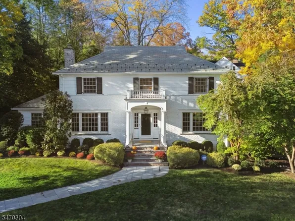 6 Cleveland Rd, Summit City, NJ 07901
