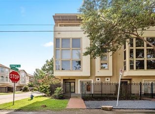 332 Asbury St, Houston, TX 77007