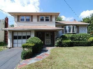 960 Abner Ln, Union, NJ 07083