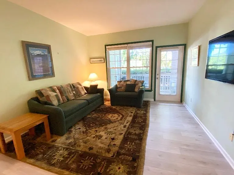 280 Riverbend Dr #2D — Photo 7