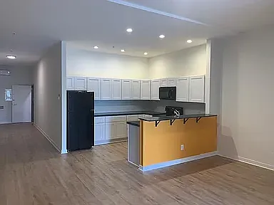 Building Photo - 804 N Broad St #2-F