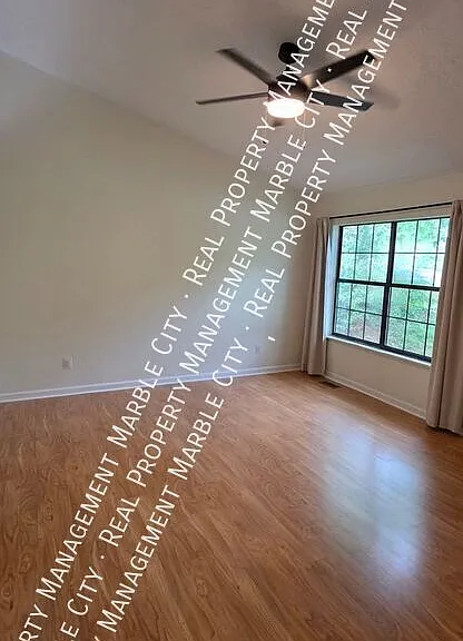 721 Shady Springs Ln — Photo 5