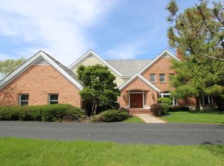 9118 Turnberry Trl, Crystal Lake, IL 60014