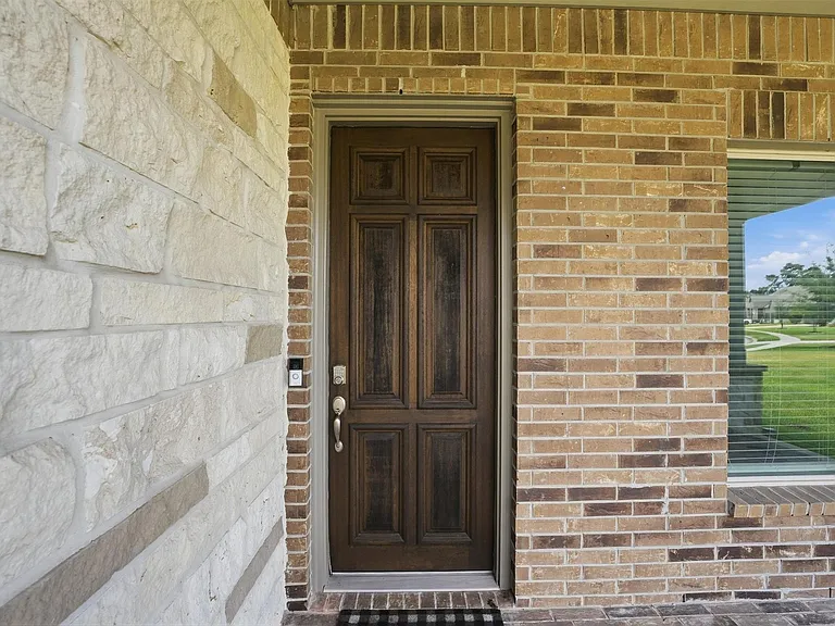14130 Aspen Woods Ct — Photo 3