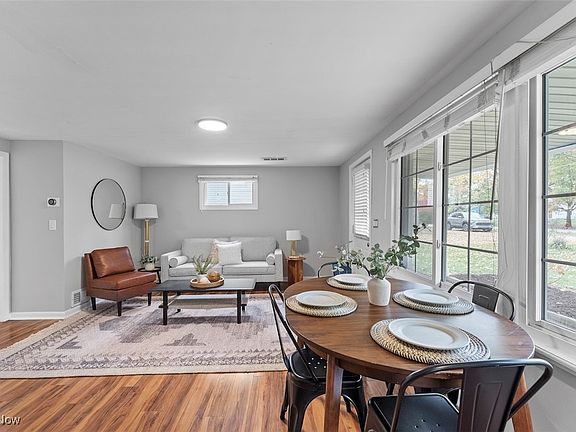 5th image of 2073 Josephine Blvd