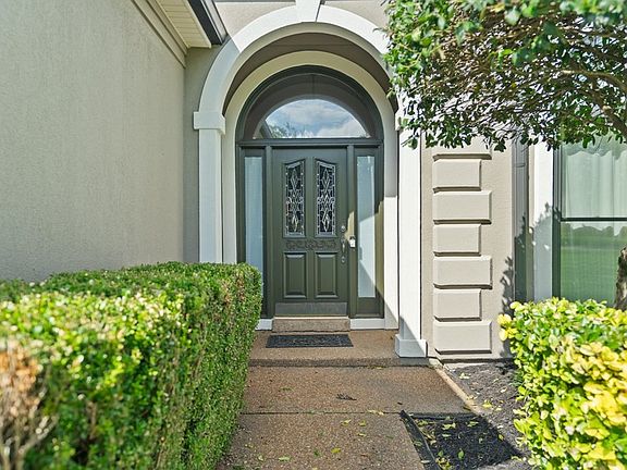4th image of 227 Delta Dr