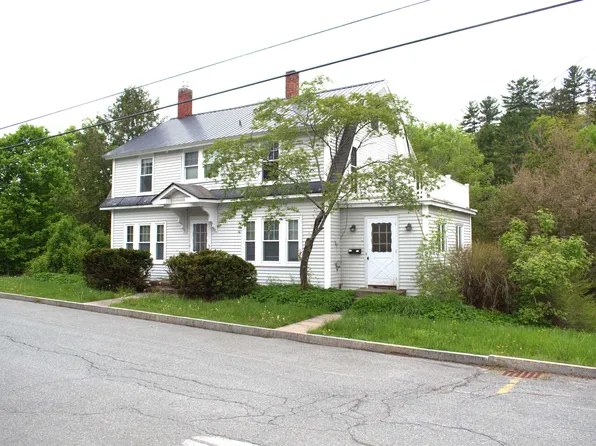 125 Spring St, Saint Johnsbury, VT 05819