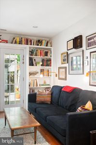 924 9th St NE, Washington, DC, 20002