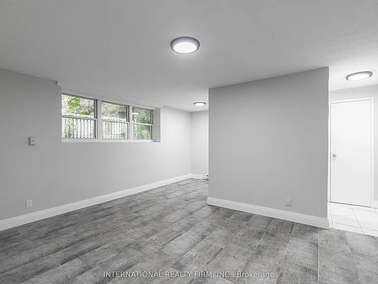 24 Brookside St N #2 — Photo 6