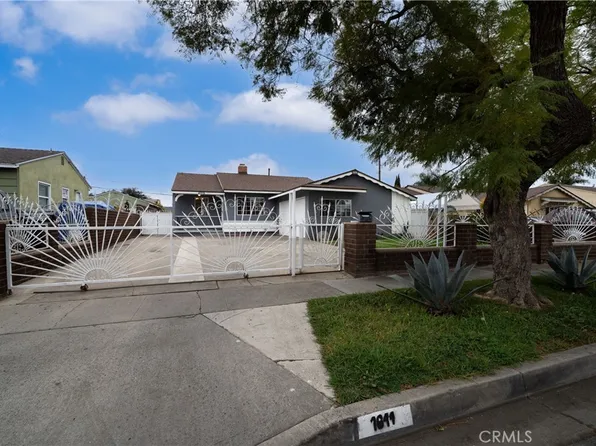 1644 W Wisteria Pl, Santa Ana, CA 92703