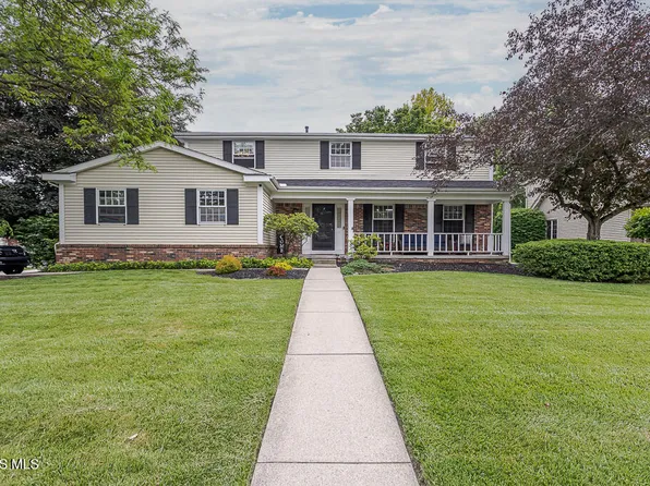 7301 Crosscut Rd, Holland, OH 43528