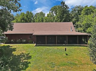 3114 High View Dr, Louisville, TN 37777