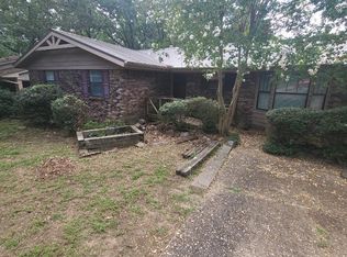 5601 Division St, N Little Rock, AR 72118
