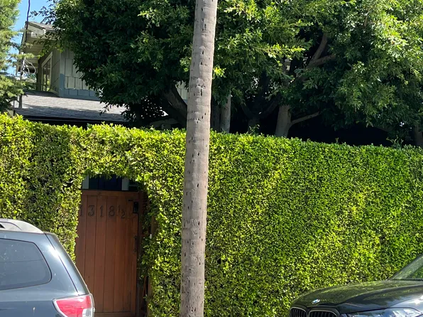 1318 1/2 N McCadden Pl #2, Los Angeles, CA 90028