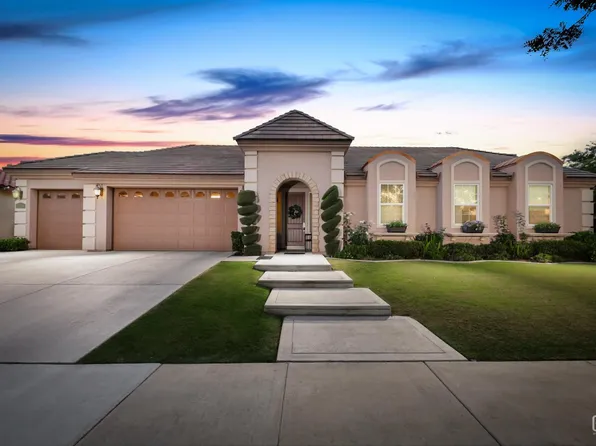 12209 Lincolnshire Dr, Bakersfield, CA 93311