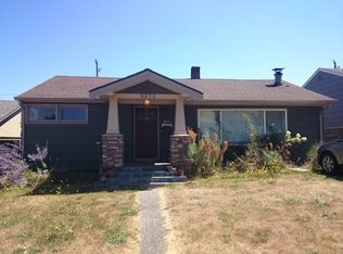 9252 34th Ave SW, Seattle, WA 98126