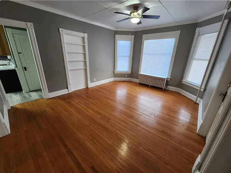 207 N 6th St #1 — Photo 17