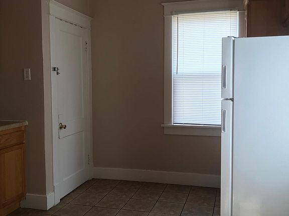 2nd image of 2116 N North St