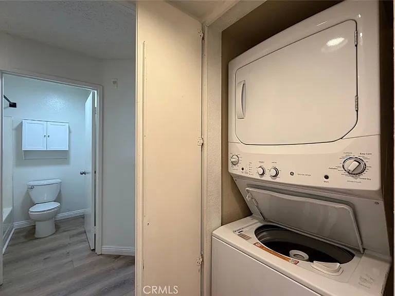 1445 Brett Pl #319 — Photo 14