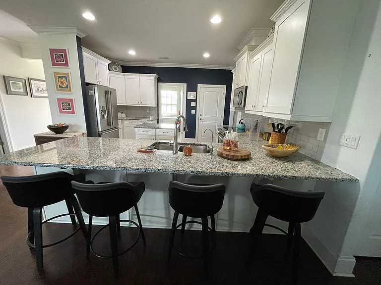 1351 Ogelthorp Dr NW — Photo 9