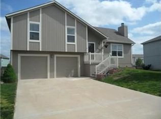 32543 W 172nd Ter, Gardner, KS 66030