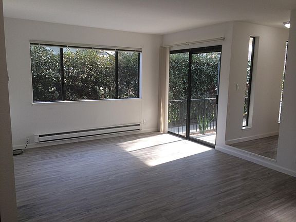 2nd image of 1610 Park Ave APT 1