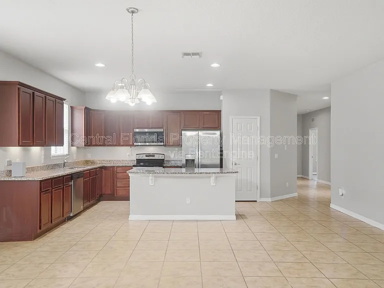 2772 Mead Ave — Photo 10
