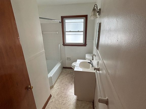 2nd image of 3721 Watson Ave #2