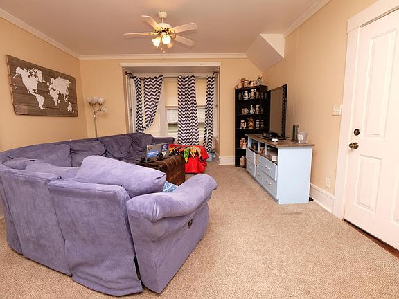 4th image of 1807 Gary Ave