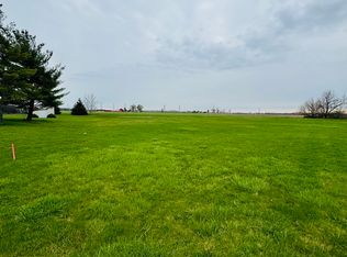 1039 Country Ct, Crete, IL 60417