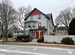 194-196 Rochambeau Ave #3, Providence, RI 02906