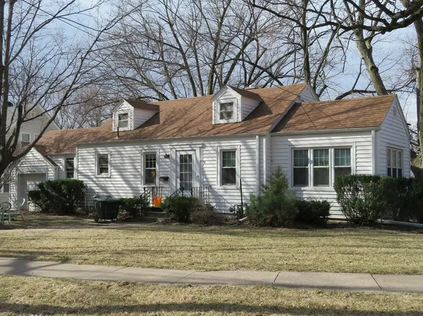 1238 Crescent Dr, Council Bluffs, IA 51503