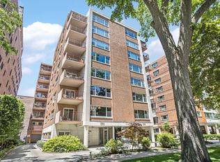 1508 Hinman Ave APT 2B, Evanston, IL 60201