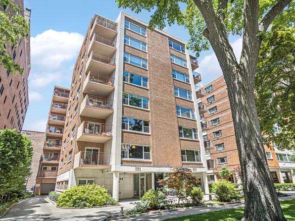 1508 Hinman Ave APT 2B, Evanston, IL 60201