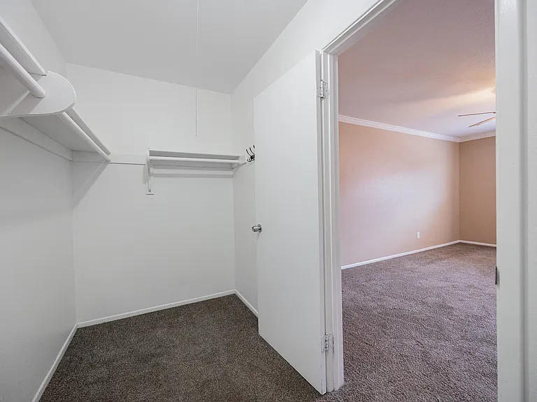 922 S Acapulco Ln #C — Photo 15