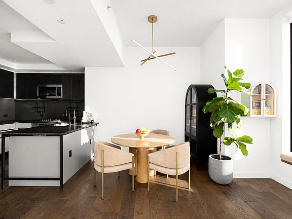 5th image of 11 Hoyt St #45H
